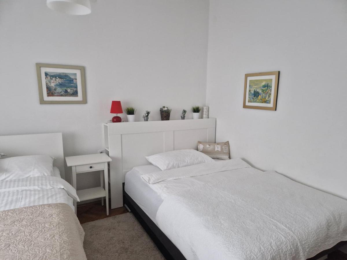 "Apartment Lavanda Idila" Speed Wifi Zagreb Bagian luar foto