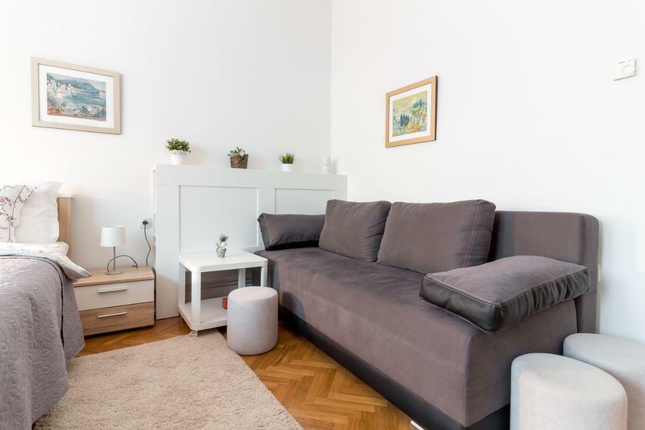 "Apartment Lavanda Idila" Speed Wifi Zagreb Bagian luar foto